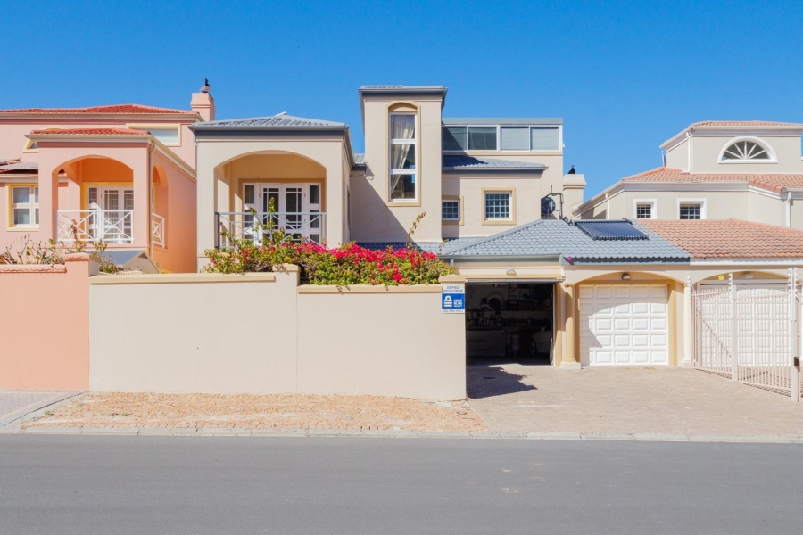 To Let 3 Bedroom Property for Rent in Northshore Western Cape